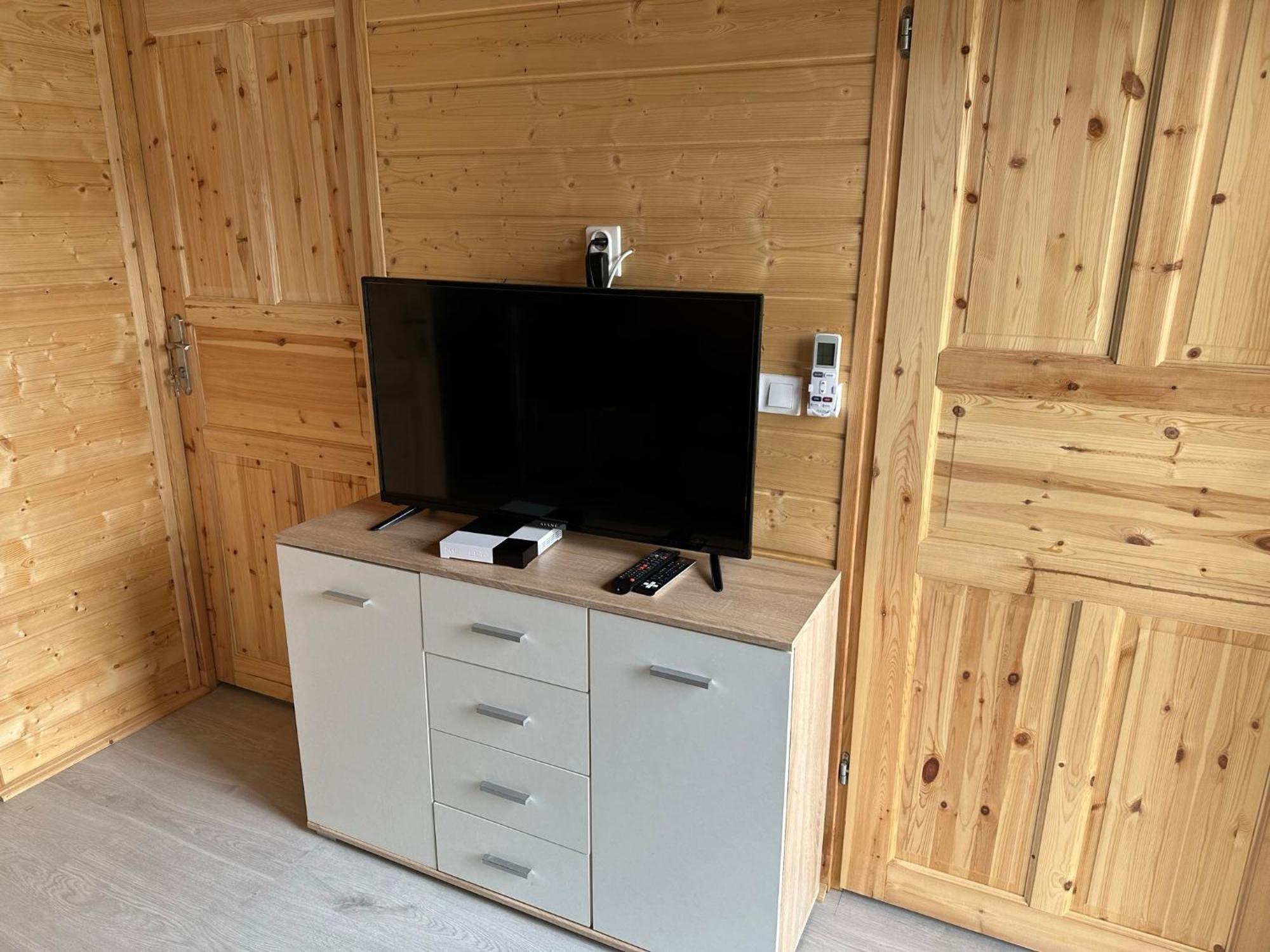 Osrodek Wczasowy Kuba Hotel Ярославец Екстериор снимка
